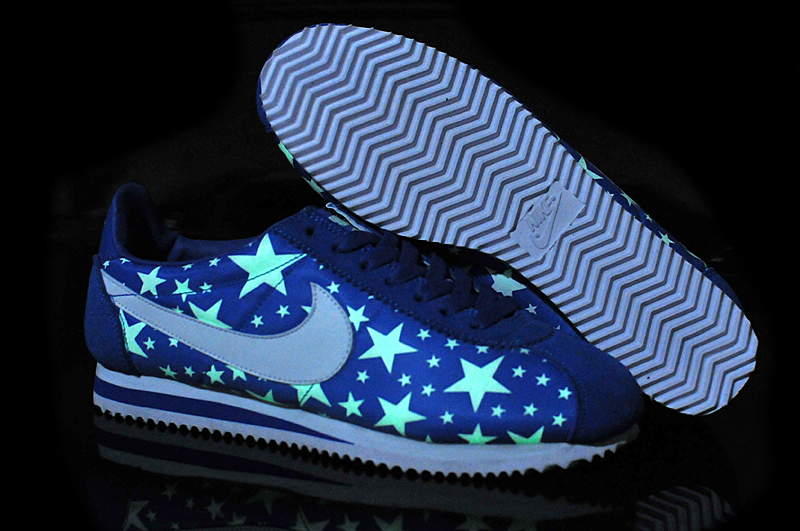 2014 Nike Cortez Nouvelles Chaussures Étoiles Lumineuses Hommes Blancs Bleus